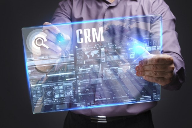 questions-ask-choosing-crm-software-sme