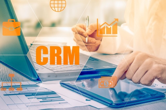 reasons-why-businesses-are-choosing-crm-over-traditional-tools