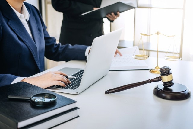 should-law-firms-implement-a-crm-system